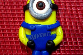 Broche Minion